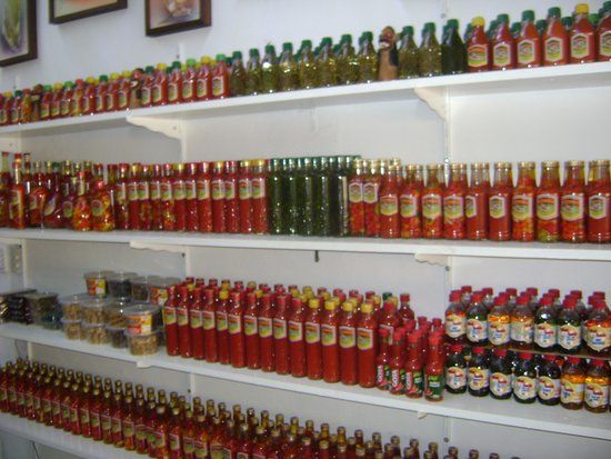 Cachaçaria e Pimentaria Tio Gilson